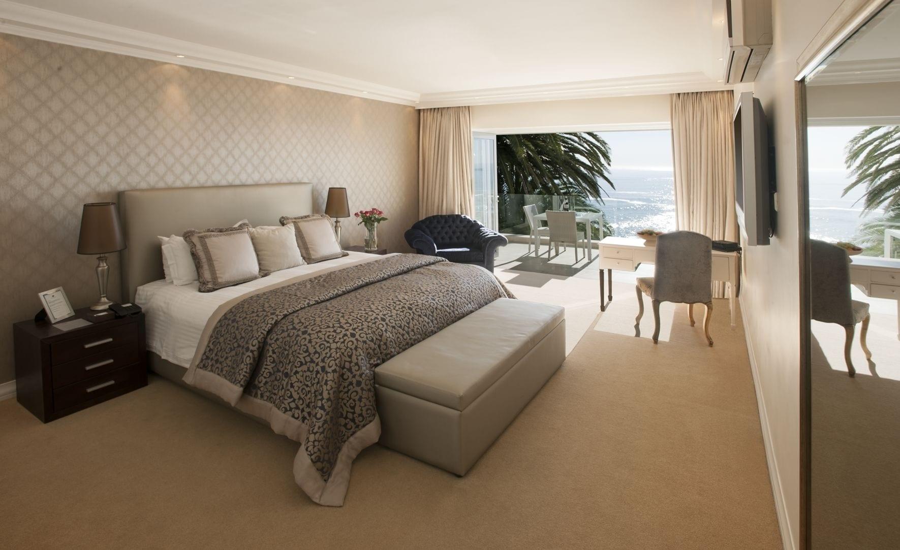 The Clarendon - Bantry Bay Hotel Fokváros Kültér fotó