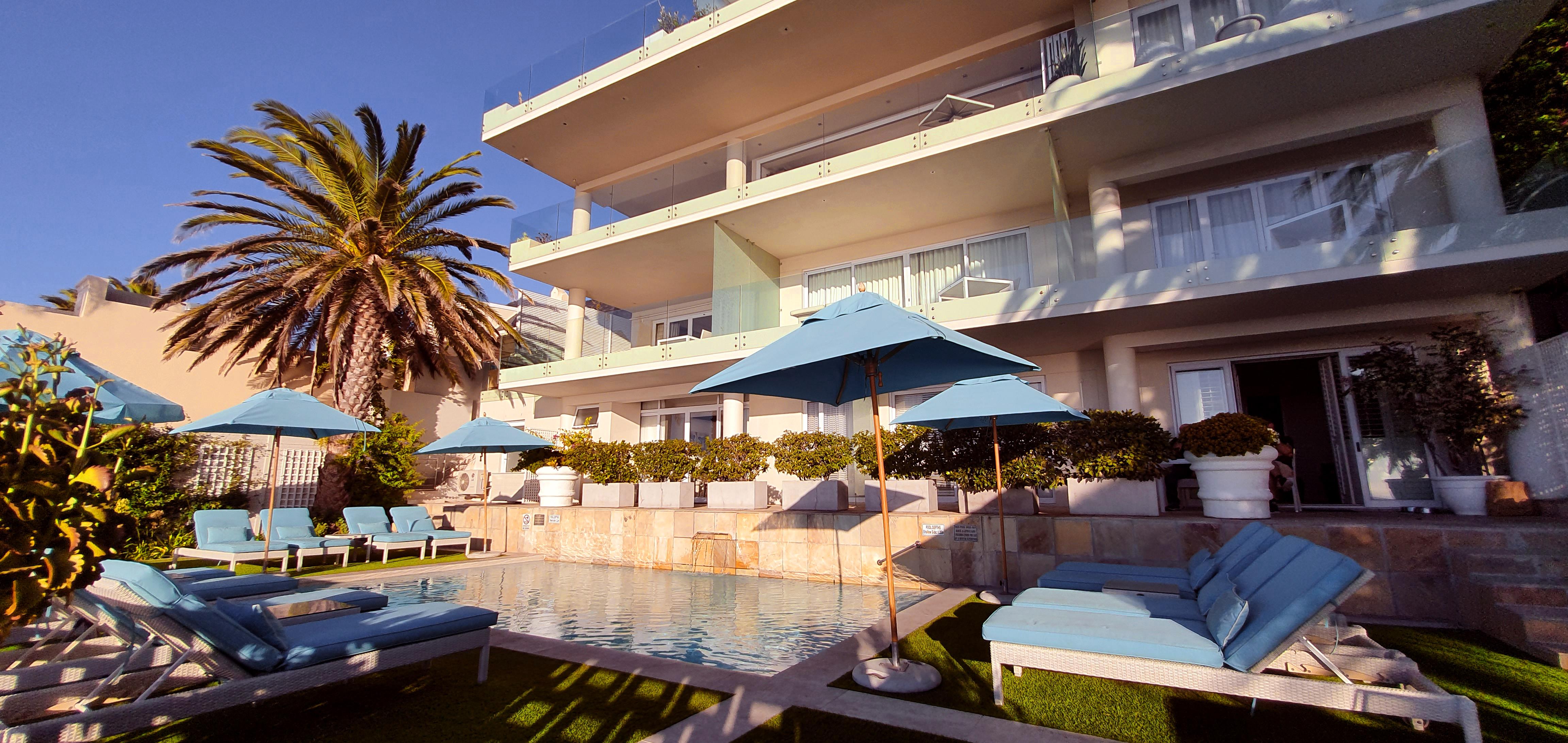 The Clarendon - Bantry Bay Hotel Fokváros Kültér fotó