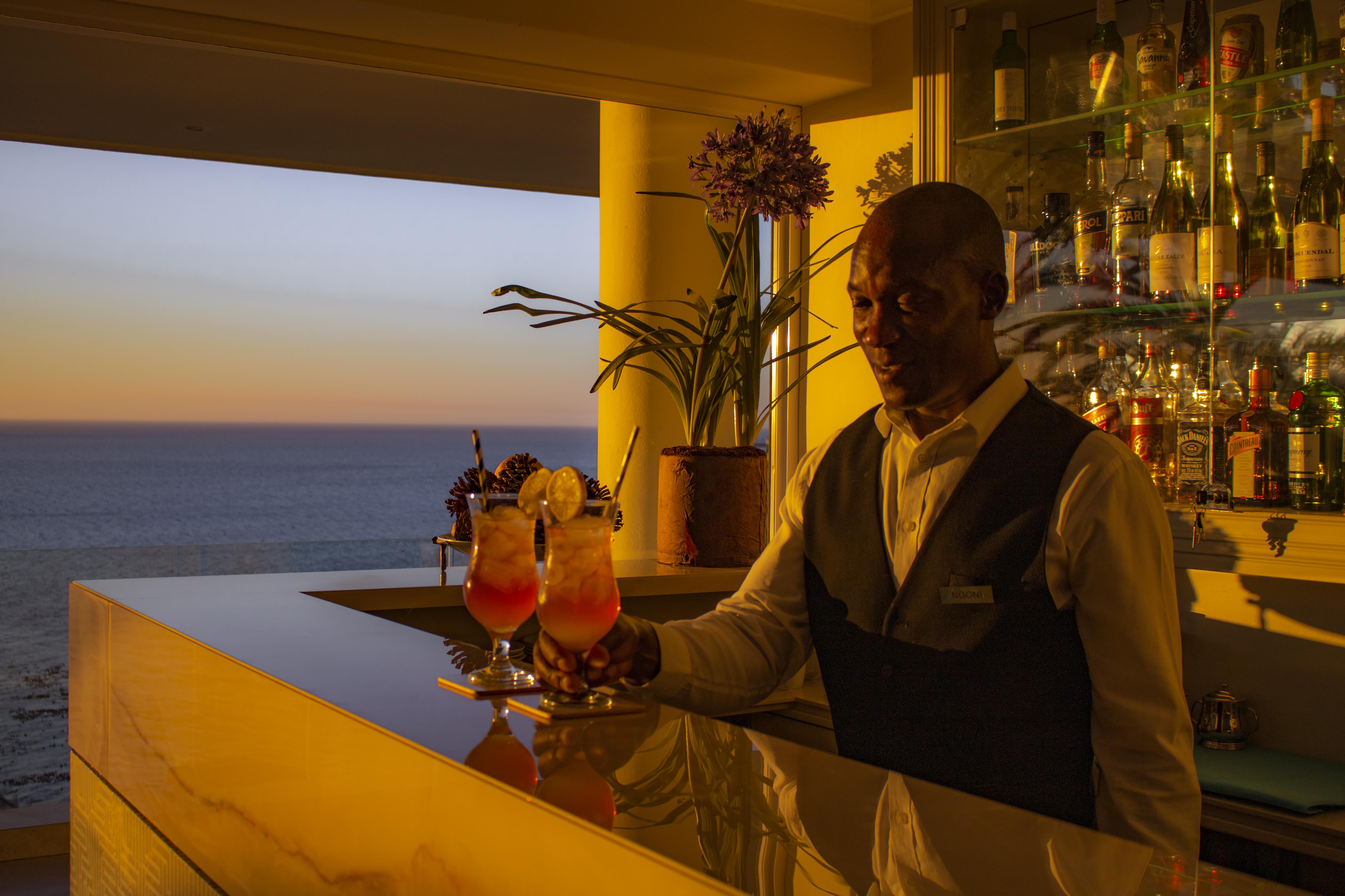 The Clarendon - Bantry Bay Hotel Fokváros Kültér fotó