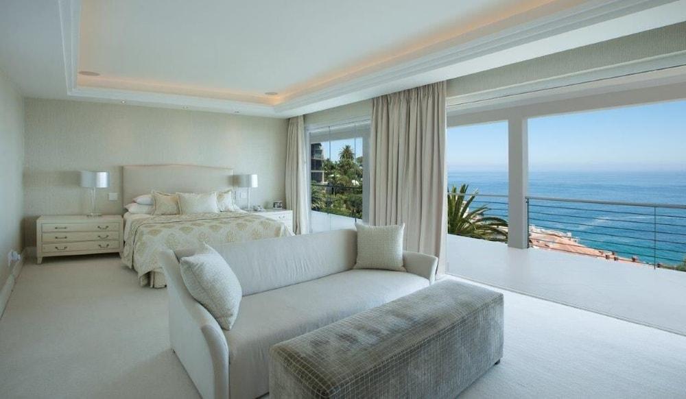 The Clarendon - Bantry Bay Hotel Fokváros Kültér fotó