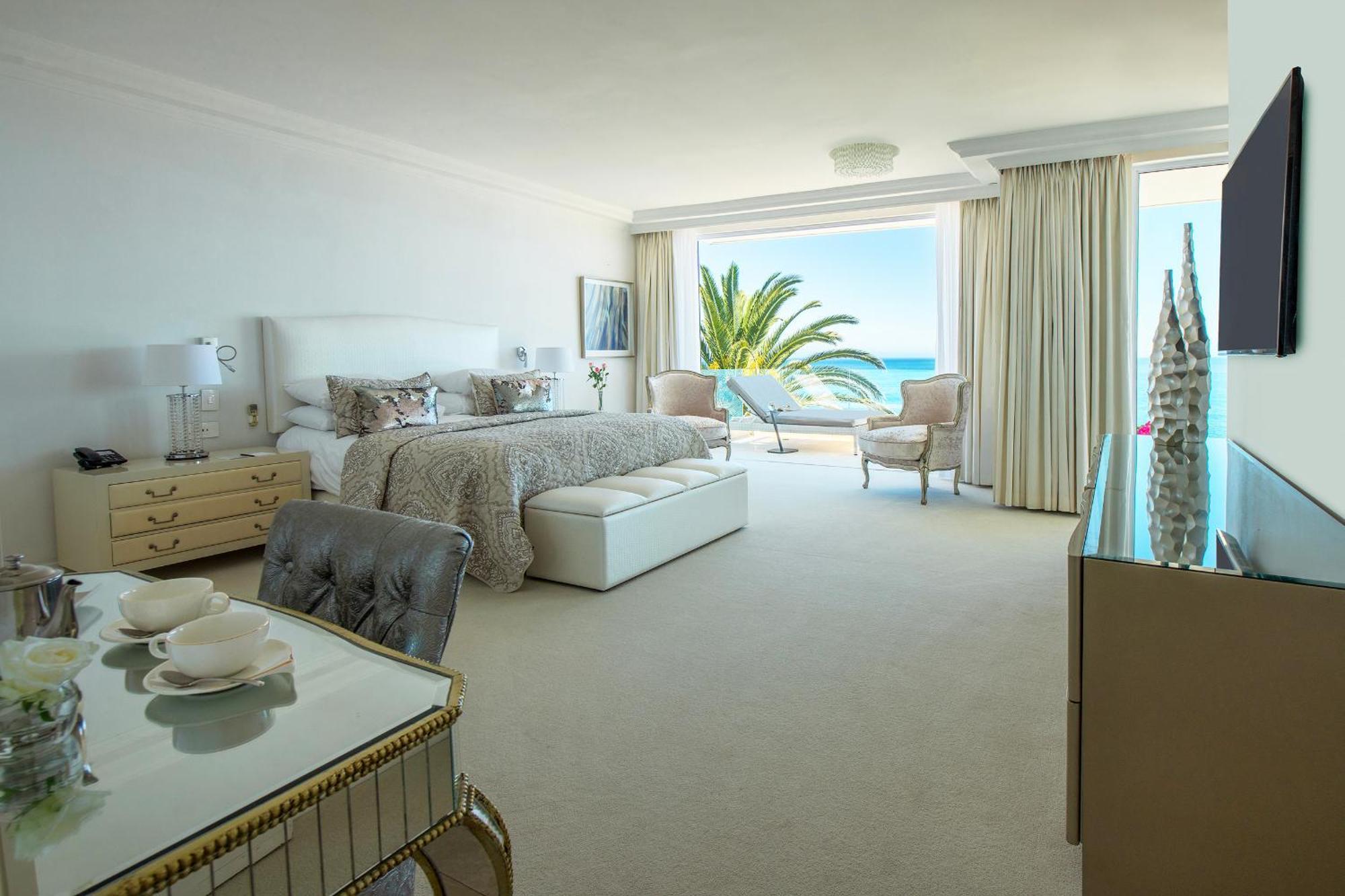 The Clarendon - Bantry Bay Hotel Fokváros Kültér fotó